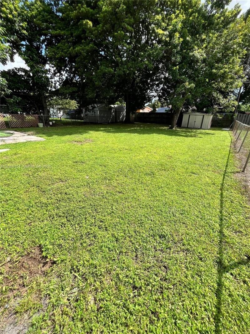 371 SW 67th Ter, Pembroke Pines, FL 33023 Photo