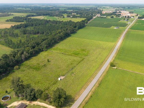 1430 Huxford Rd, Atmore, AL 36502