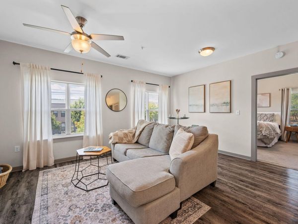782 Riverfront Parkway, Unit 202, Chattanooga, TN 37402