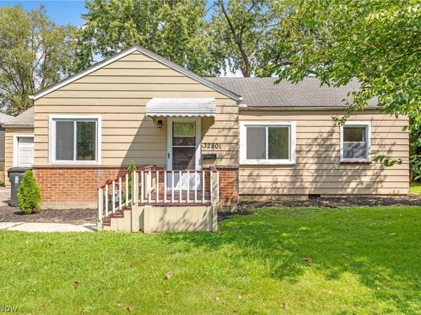32801 Baldwin Road , Solon, OH 44139