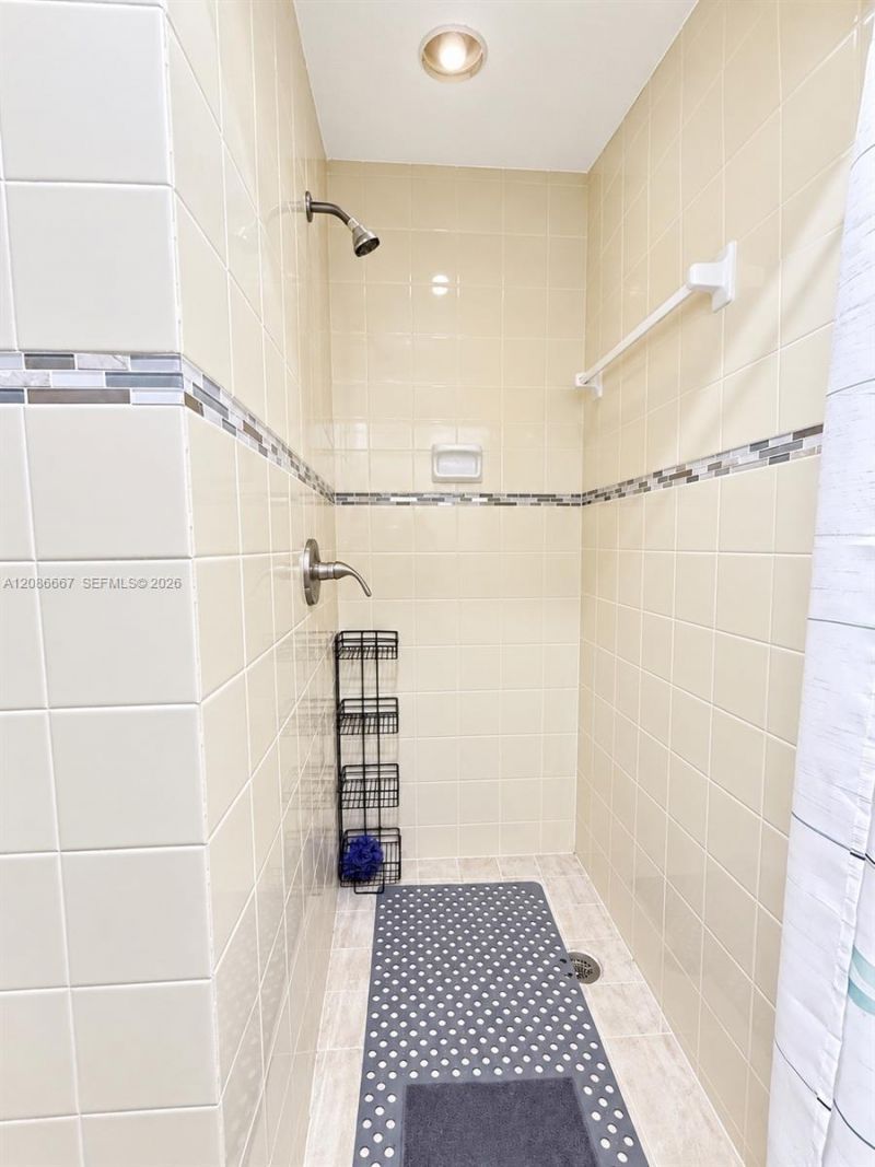 9260 Little River Blvd, Unit B, Miami, FL 33147 Photo