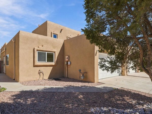 11235 Campo Del Oso Avenue NE, Albuquerque, NM 87123