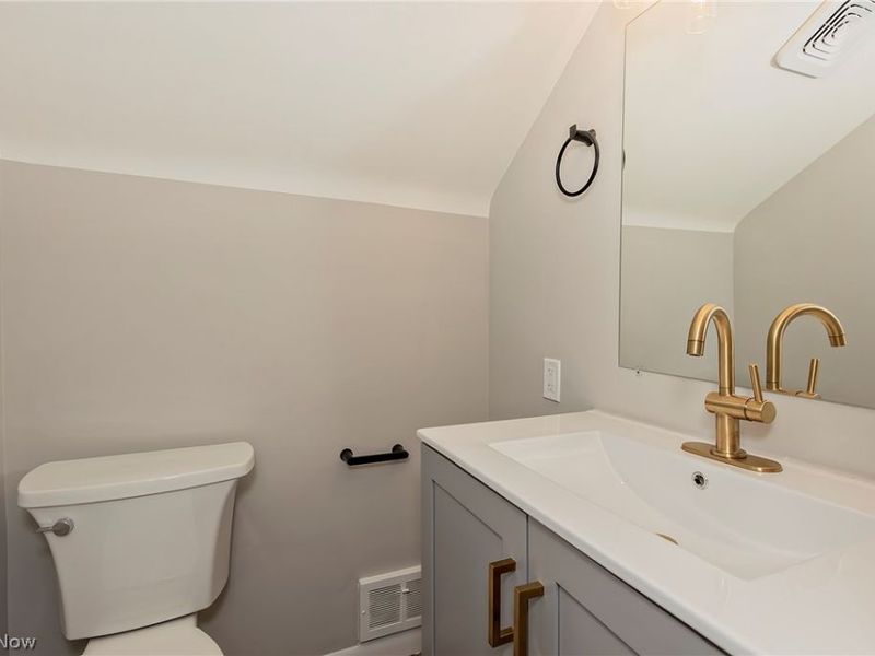 22750 Fairlawn Drive, Euclid, OH 44117 Photo 34