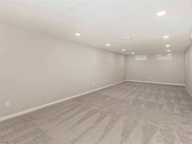 22750 Fairlawn Drive, Euclid, OH 44117 Photo 39