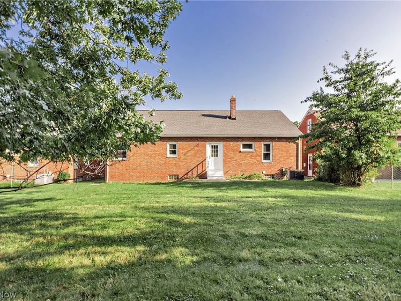 22750 Fairlawn Drive, Euclid, OH 44117 Photo 7