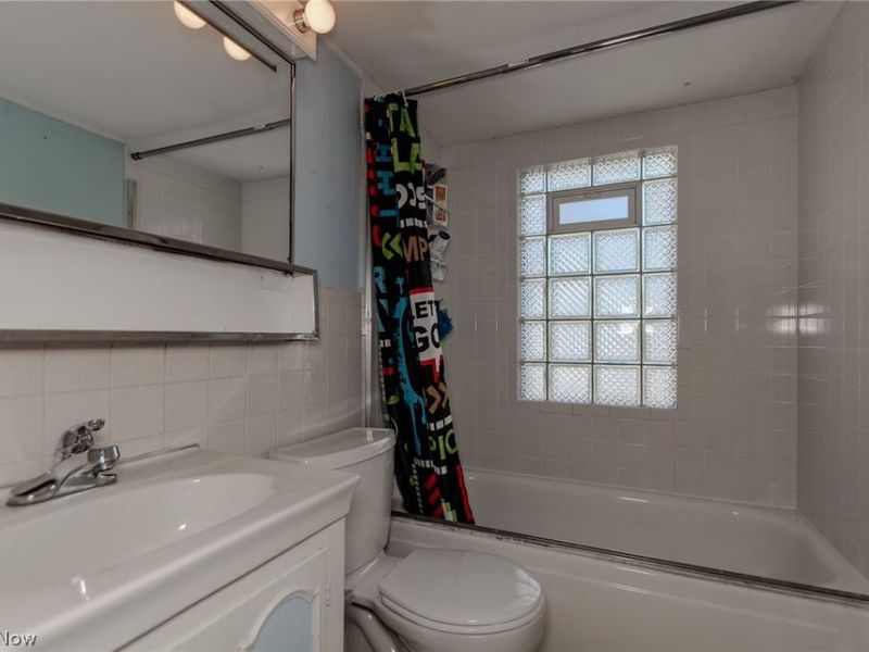 1701 Maple Street, Wickliffe, OH 44092 Photo 22