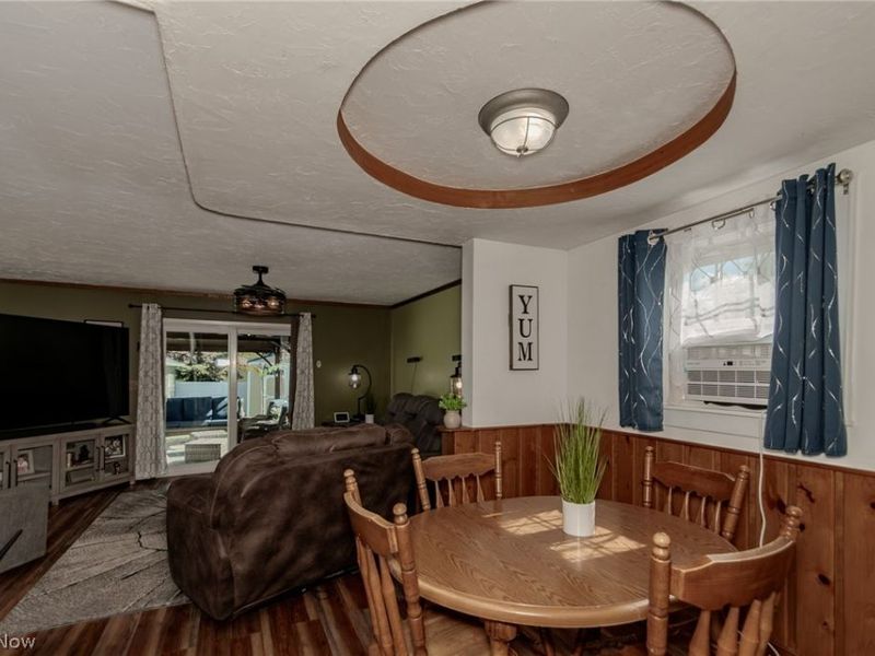 1701 Maple Street, Wickliffe, OH 44092 Photo 8