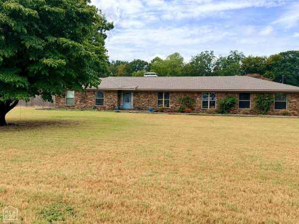 2005 Eastern, Newport, AR 72112