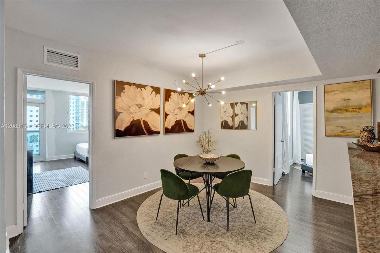 19370 Collins Ave, Unit 816, Sunny Isles Beach, FL 33160 Photo