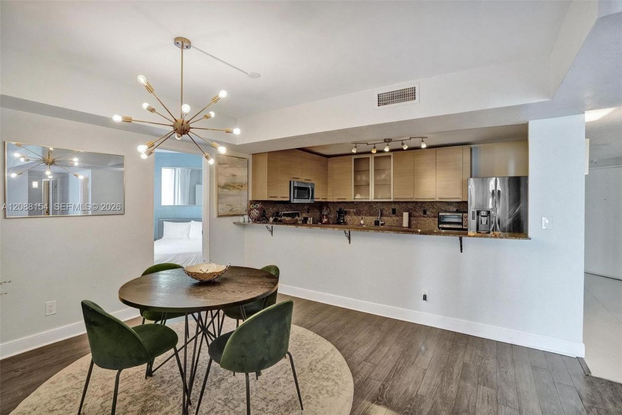 19370 Collins Ave, Unit 816, Sunny Isles Beach, FL 33160 Photo
