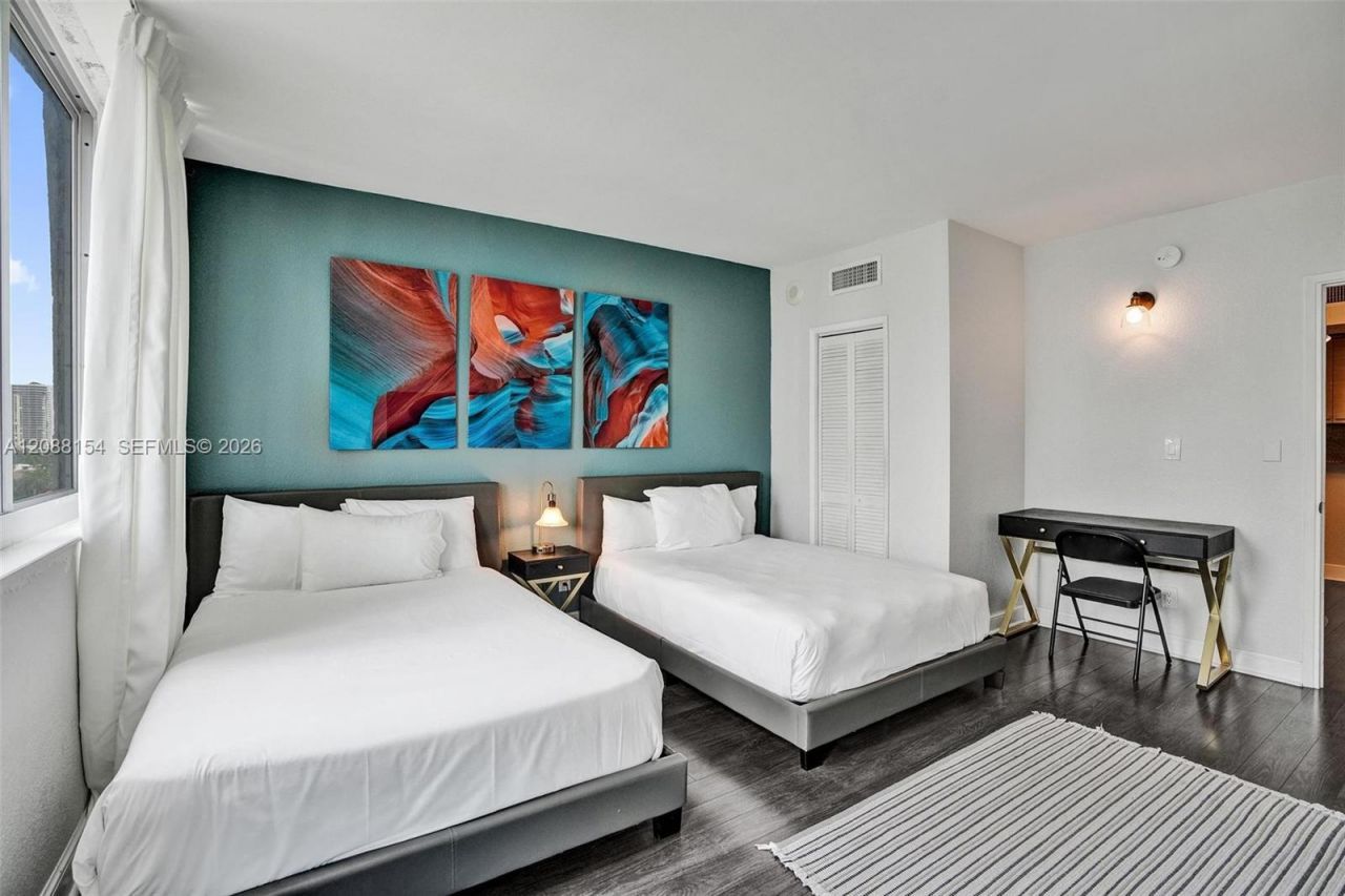 19370 Collins Ave, Unit 816, Sunny Isles Beach, FL 33160 Photo