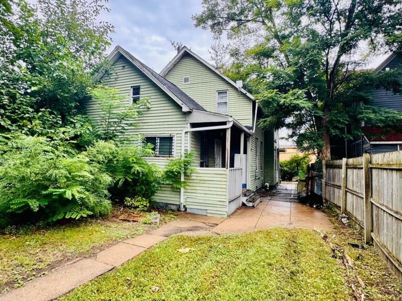 2301 Meyer Avenue, Cleveland, OH 44109 Photo 26