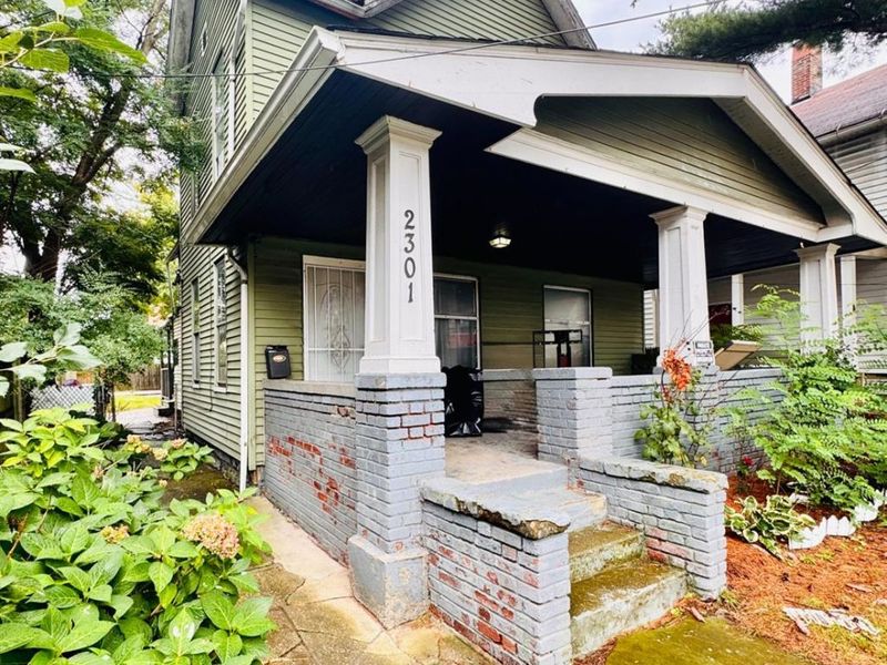 2301 Meyer Avenue, Cleveland, OH 44109 Photo 3