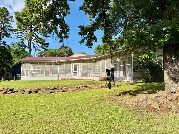 19442 W 929 , Cookson, OK 74427