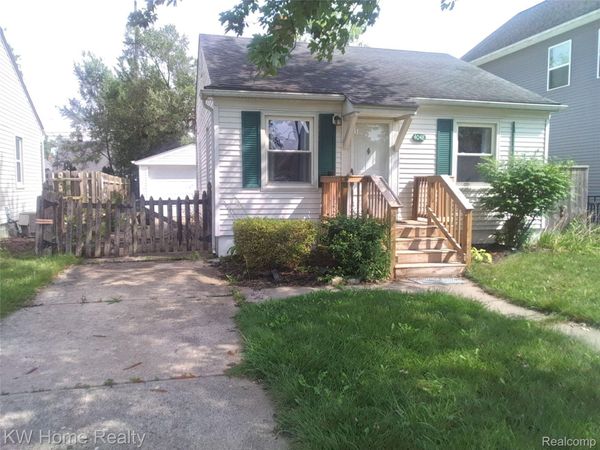 4048 Buckingham Avenue, Berkley, Mi 48072