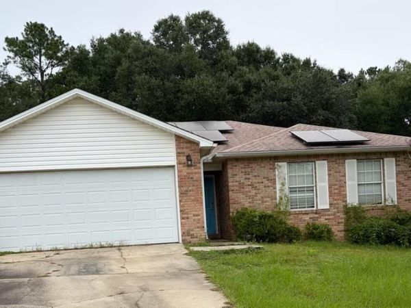 3413 Skymaster Court, Crestview, FL 32539