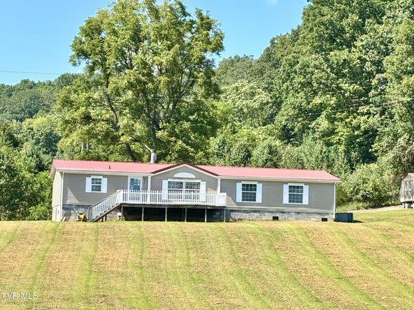 278 Erie Drive, Pennington Gap, VA 24277