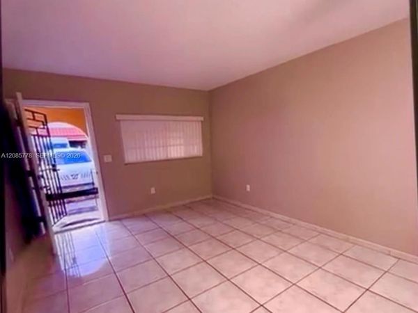 7898 W 29th Ln , Unit 102-13, Hialeah, FL 33018