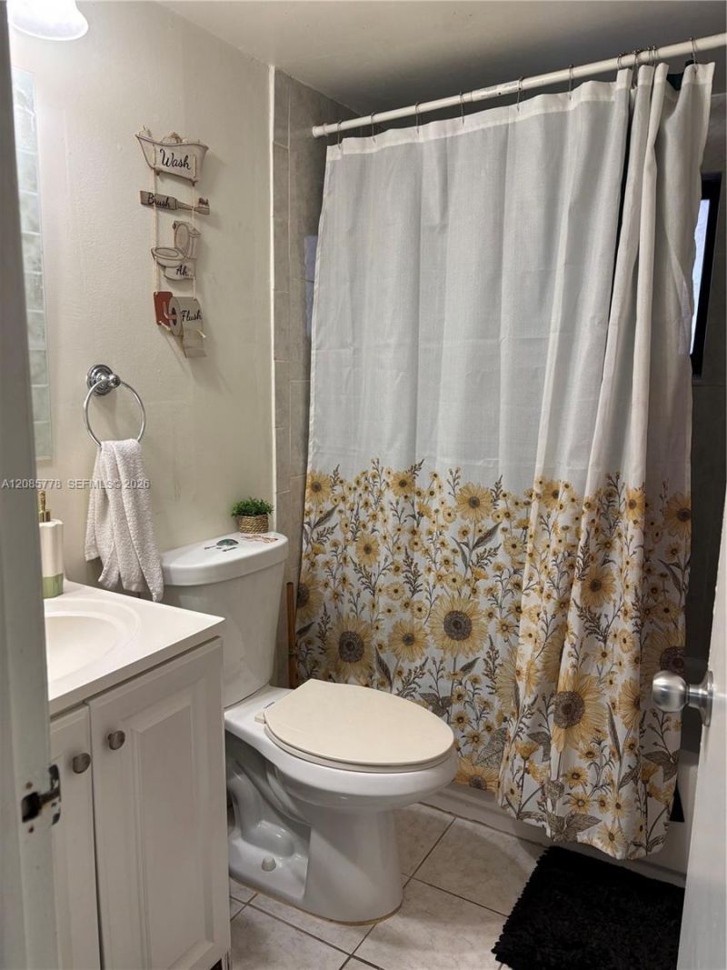 7861 W 29th Way, Unit 101, Hialeah, FL 33018 Photo