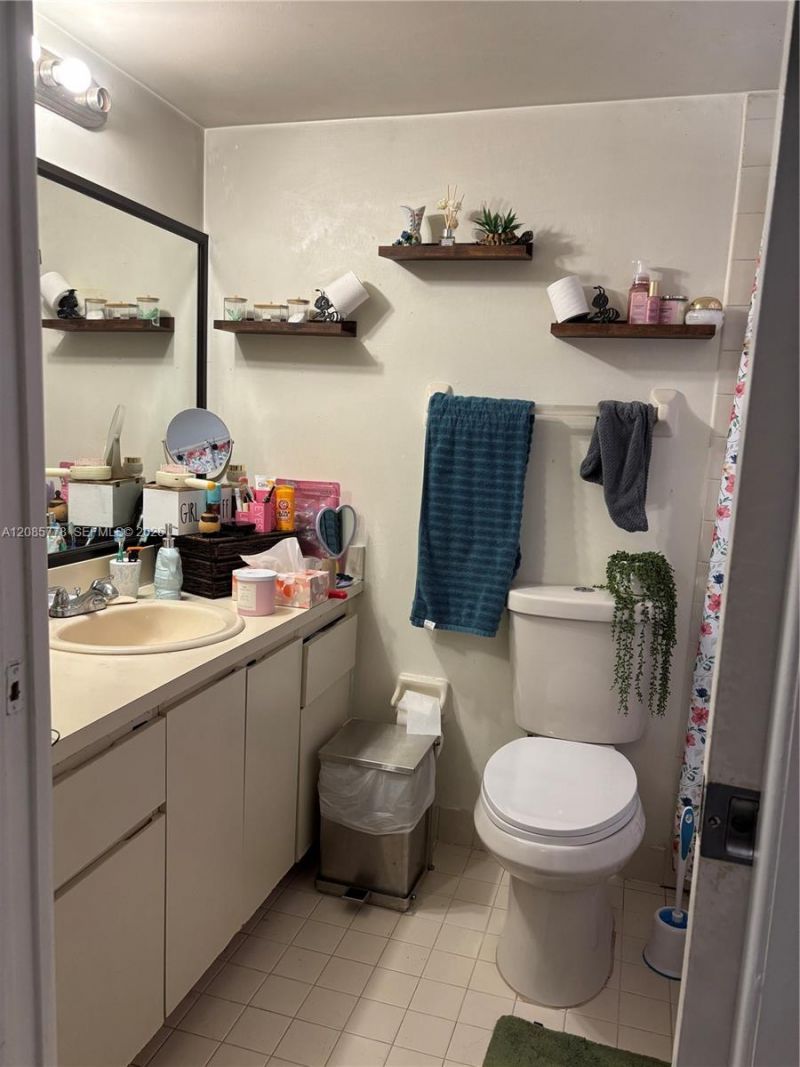 7861 W 29th Way, Unit 101, Hialeah, FL 33018 Photo