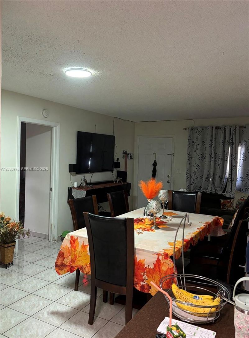 7861 W 29th Way, Unit 101, Hialeah, FL 33018 Photo