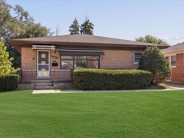 2109 Norfolk Avenue, Westchester, IL 60154