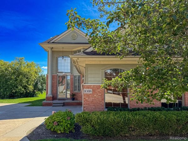 1038 Lorenzo Court , Troy, Mi 48085