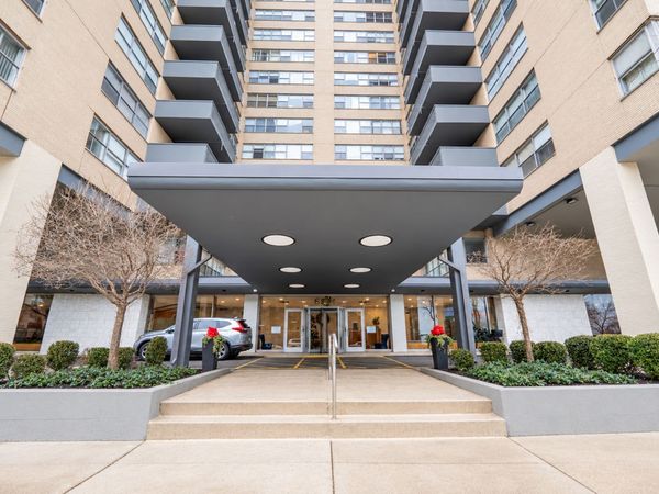 6301 N Sheridan Road , Unit 19N, Chicago, IL 60660