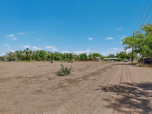 1602 Juan Perea , Los Lunas, NM 87031