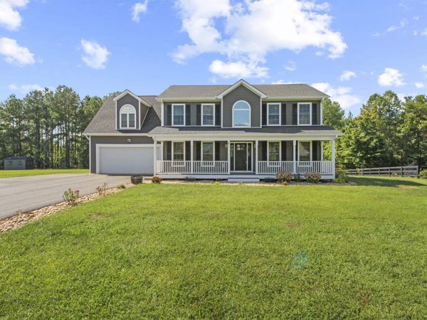 386 ROSEWOOD DR, Scottsville, VA 24590