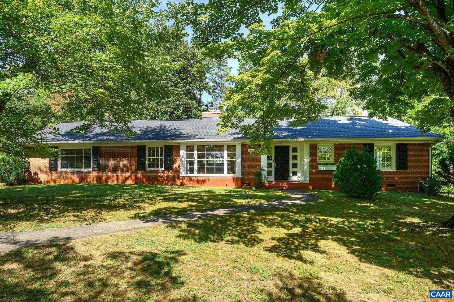 1701 Kenwood Ln , Charlottesville, VA 22901 Main Photo