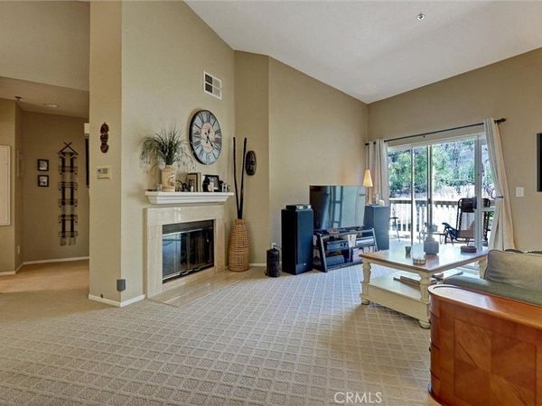 5837 Oak Bend, Unit 410, Oak Park, CA 91377