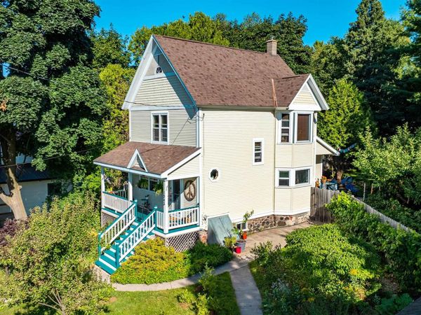 1043 Ingot Street, Hancock, MI 49930