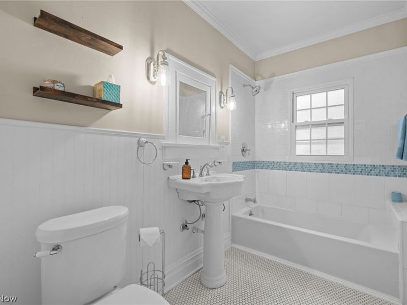 3090 Washington Boulevard , Cleveland Heights, OH 44118 Photo 13
