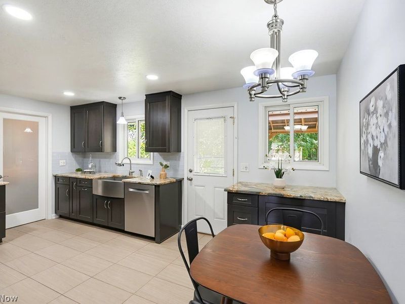 1389 Laurel Drive , Macedonia, OH 44056 Photo 11