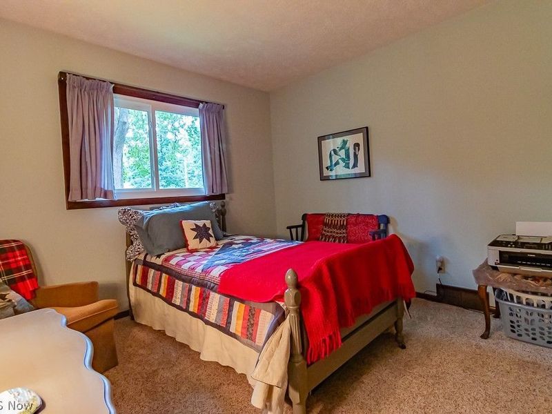 600 Oriole Drive, Roaming Shores, OH 44084 Photo 12