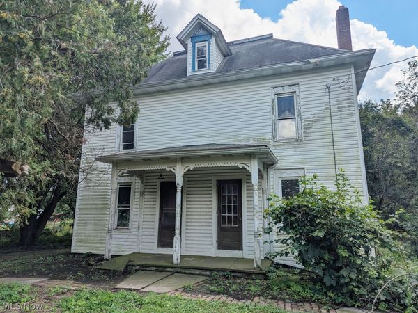 2580 Edison Street NW, Uniontown, OH 44685