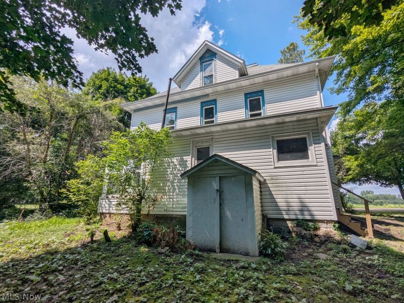 2580 Edison Street NW, Uniontown, OH 44685 Photo 18