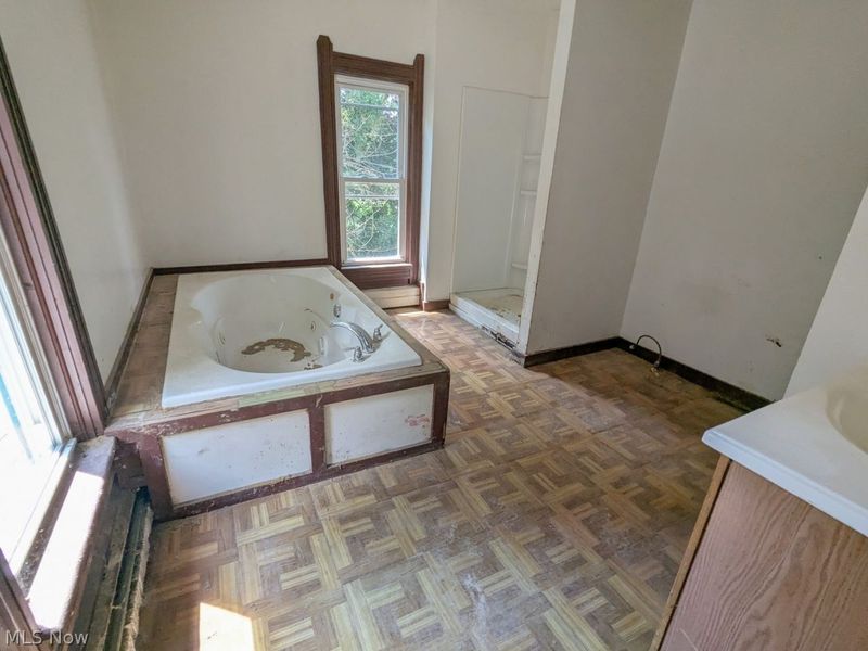 2580 Edison Street NW, Uniontown, OH 44685 Photo 9