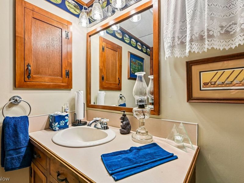 1043 N Honeytown Road , Wooster, OH 44691 Photo 17