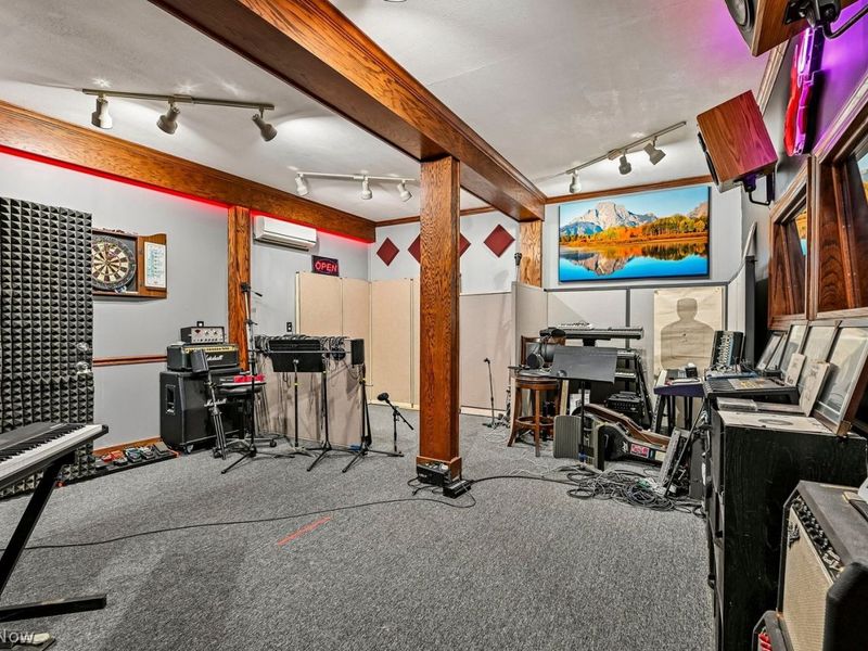 1043 N Honeytown Road , Wooster, OH 44691 Photo 23