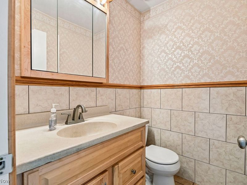 2043 Judy Drive , Parma, OH 44134 Photo 18