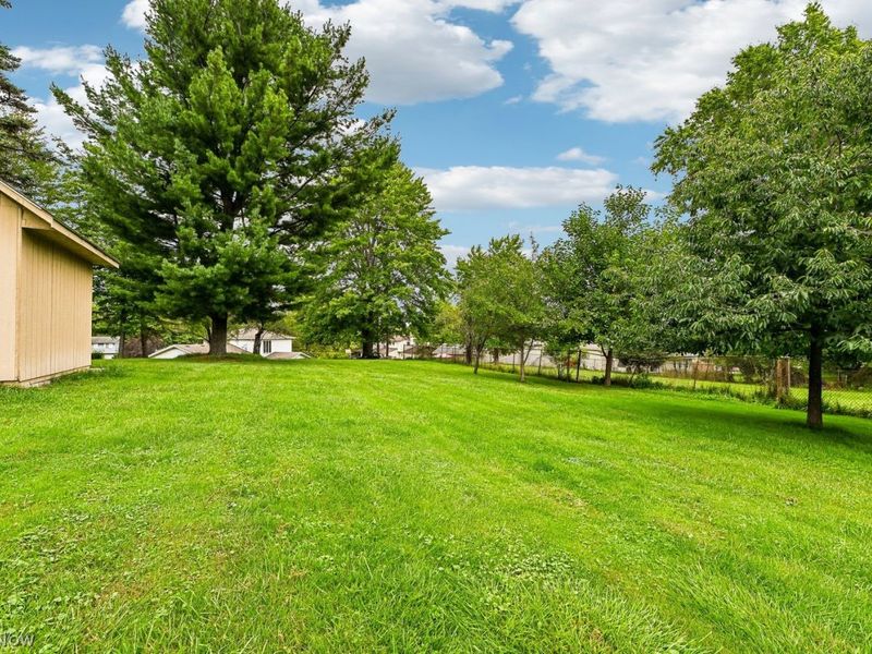 2043 Judy Drive , Parma, OH 44134 Photo 37