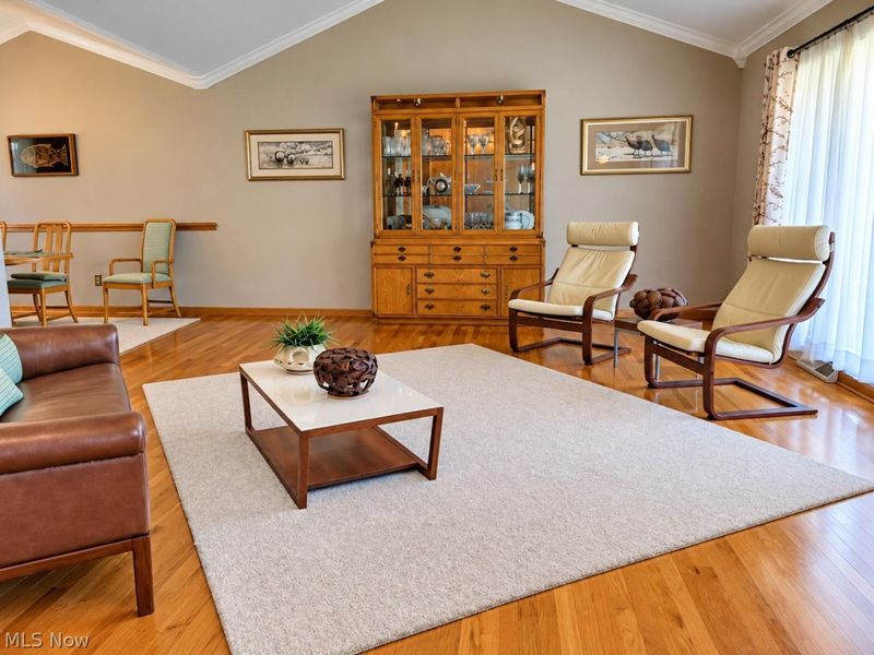 2043 Judy Drive , Parma, OH 44134 Photo 7