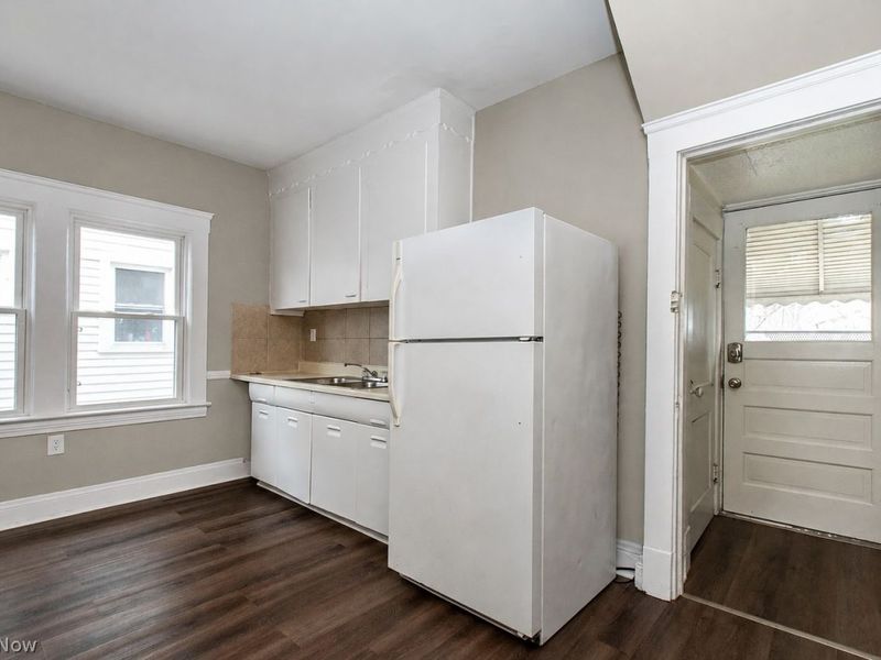 3100 Montclair Avenue , Unit LOWER, Cleveland, OH 44109 Photo 11
