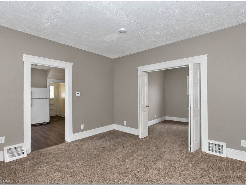 3100 Montclair Avenue , Unit LOWER, Cleveland, OH 44109 Photo 8