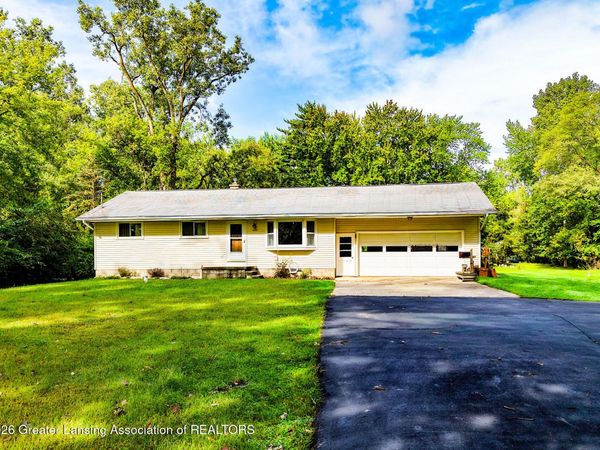 4497 Meridian Road, Williamston, MI 48895