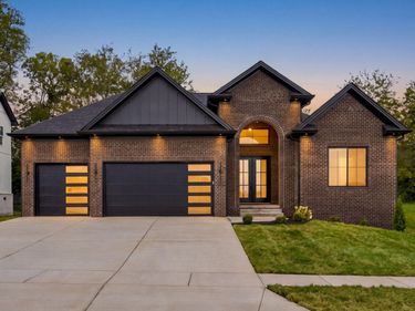 1000 Shelburne Way, Nicholasville, KY 40356