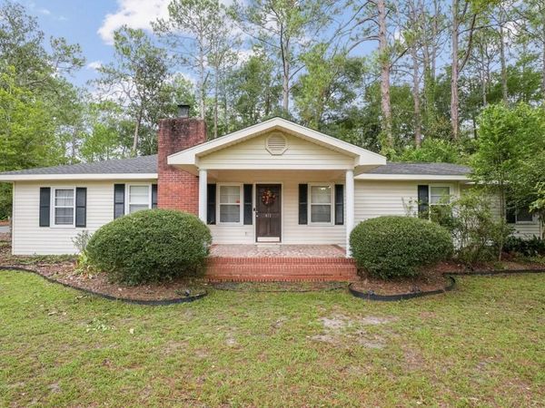 411 Ivy Street , Jesup, GA 31546