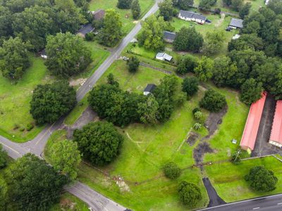 1291 U.S. 52 , Moncks Corner, SC 29461